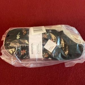 Brand New Sonoma No-Show socks
